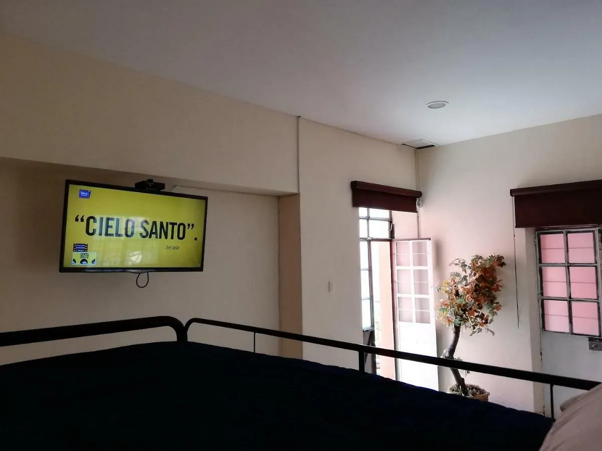 Guest house Urbania Hostels Puebla